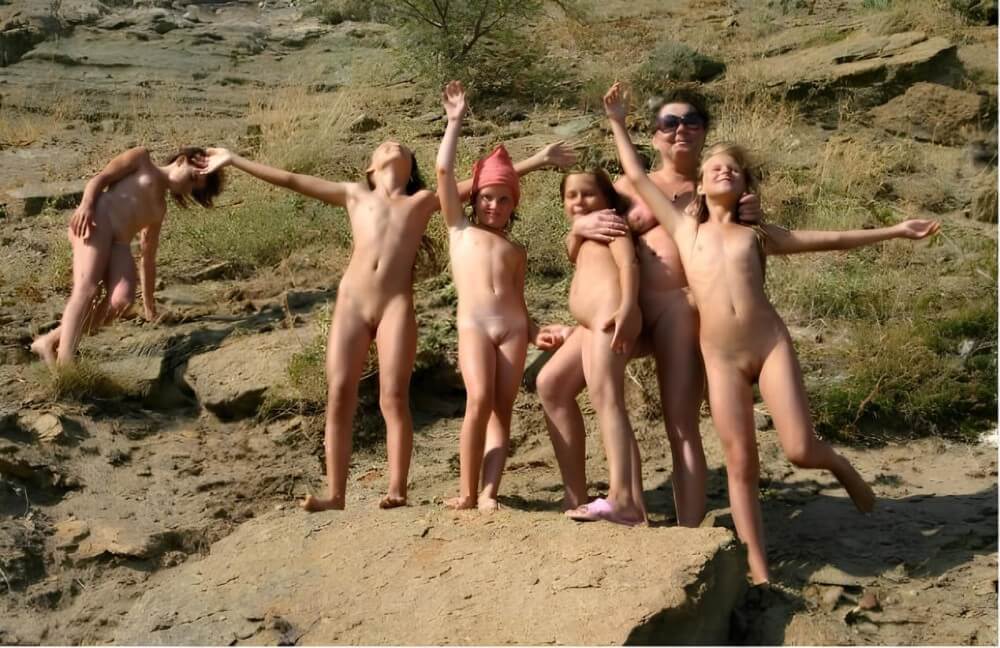 Nudism in a sunny day pics - Nudism and Respect for Nature and the Environment
