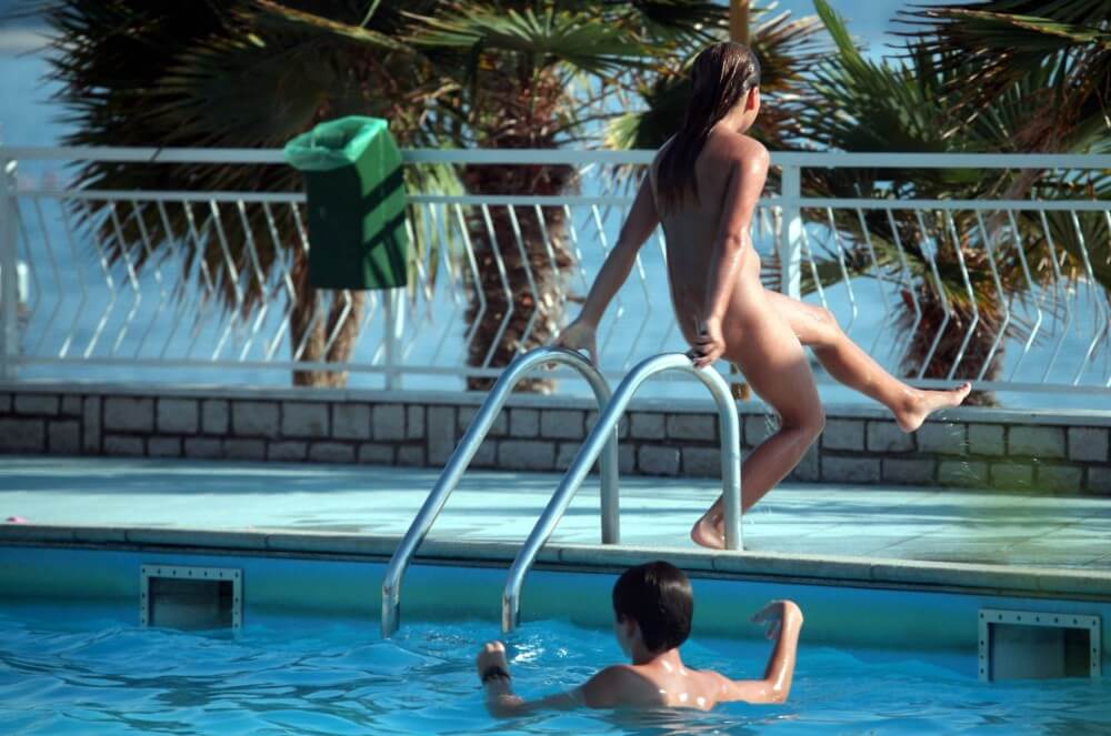 Pool Assortment Nudism Life - Naturists live freely and naturally
