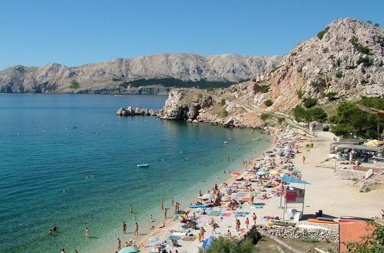 Videos from a nudist resort - Many beautiful people without clothes