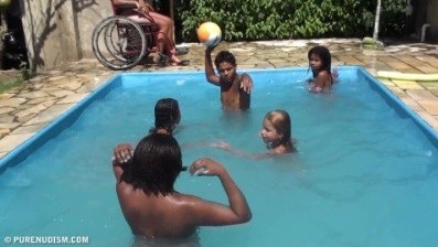 Oceanic Backyard Noon # 1 Full HD - The body is a reflection of inner beauty and harmony in naturism and nudism