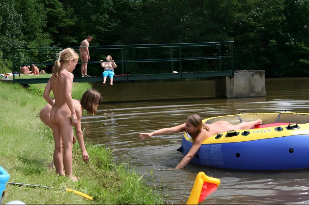 Naked Body gallery - People seek self-development and peace of mind through nudism