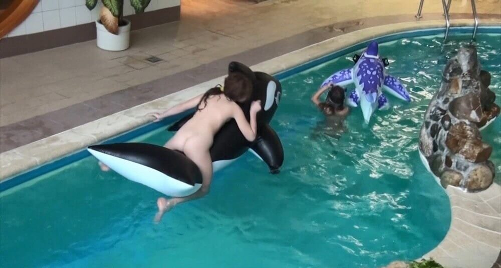 Naturism in the pool Full HD - We have no objection to the phenomenon itself