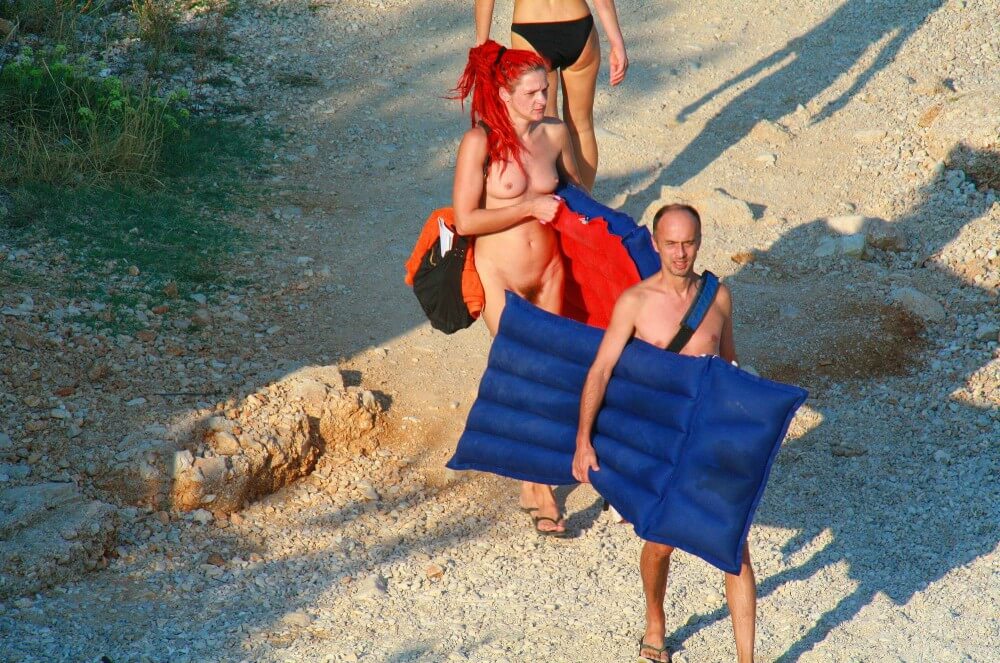 Ula FKK Red Hairstyle Girl pics - Freedom is an integral part of naturism