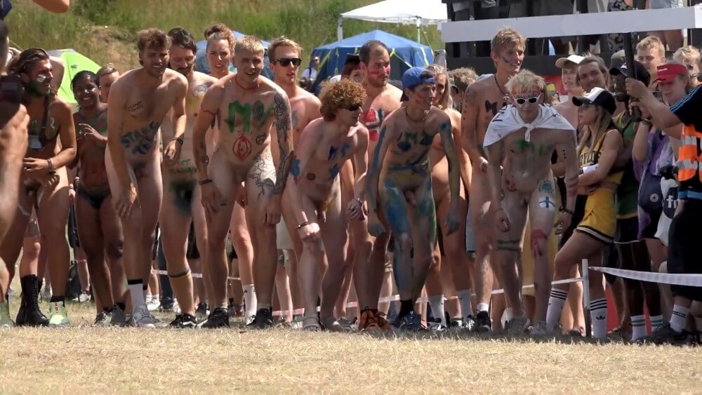 Roskilde Festival Full HD video - Nudism helps overcome prejudices and fears