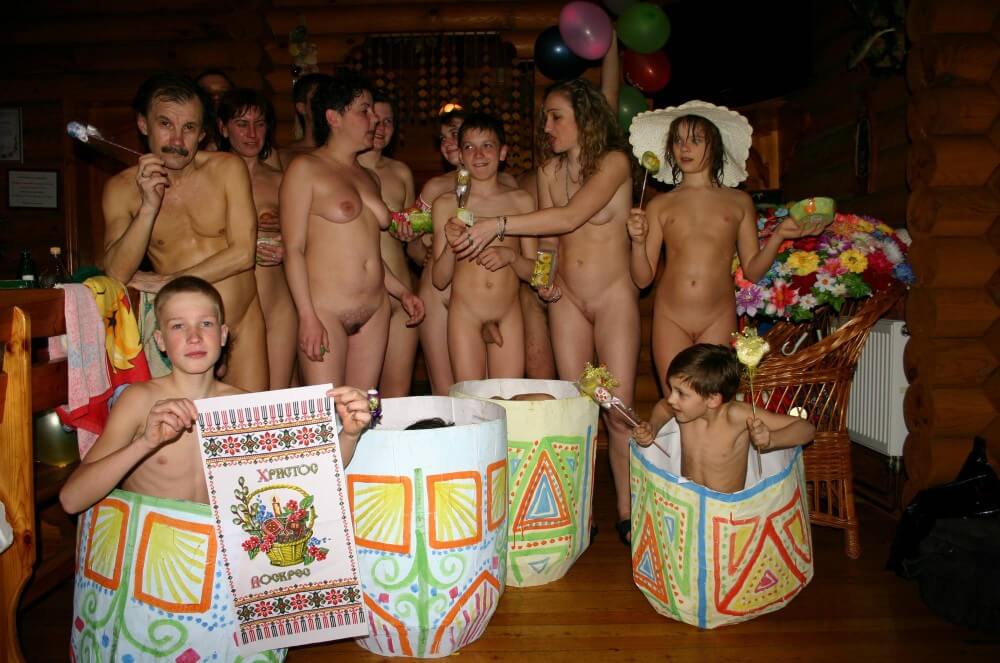 Easter Group Memories pics - Nudism and naturism promote respect for natural beauty and diversity