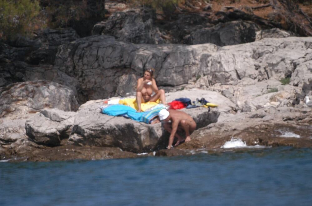Croatian Rock-Front Coast pics - It values honesty and sincerity in trusting the nudists around you
