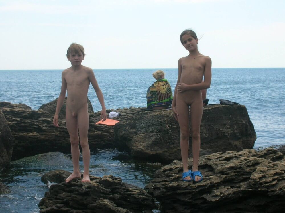 Beach Rocking Profile pics - Naturism and Nudism as a Path to Inner Freedom and Harmony