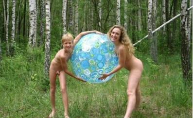 Crimea Family Sand Profile photo gallery - The nudist community strives for tolerance