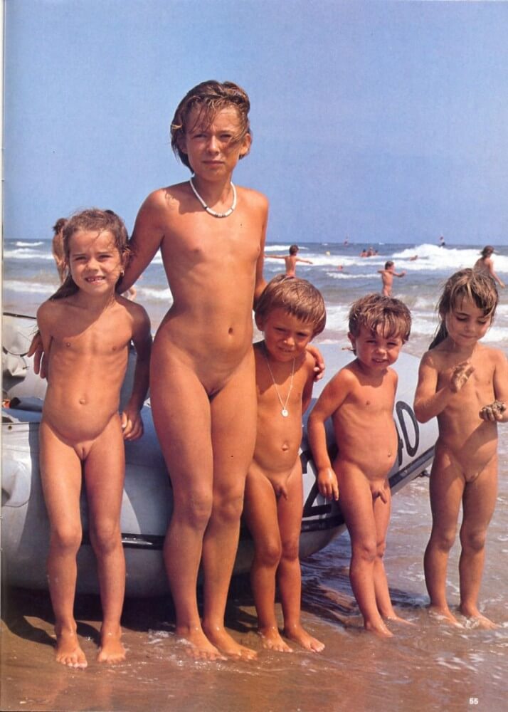 Jung und Frei Nr 2 - Benefits of naturist recreation and harmony with nature