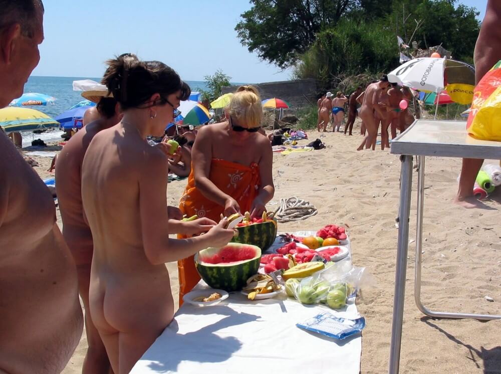 Bulgarian Nude Day Preps pics - Naturism is a path to self-understanding and self-acceptance