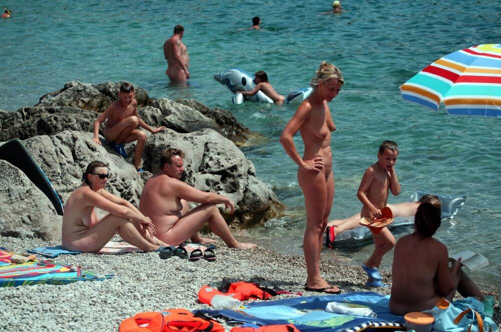 Rock Side Family Camping pics - Nudism teaches respect for the body and nature
