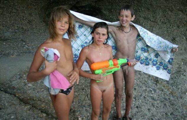 Naturism photo gallery # 33 - Nudism and naturism value harmony
