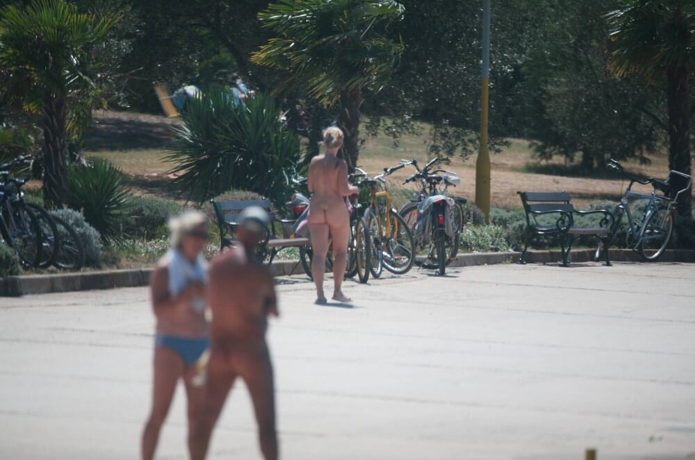 FKK Resort Assortment pics - Nature provides energy and inspiration for the practice of naturism and nudism