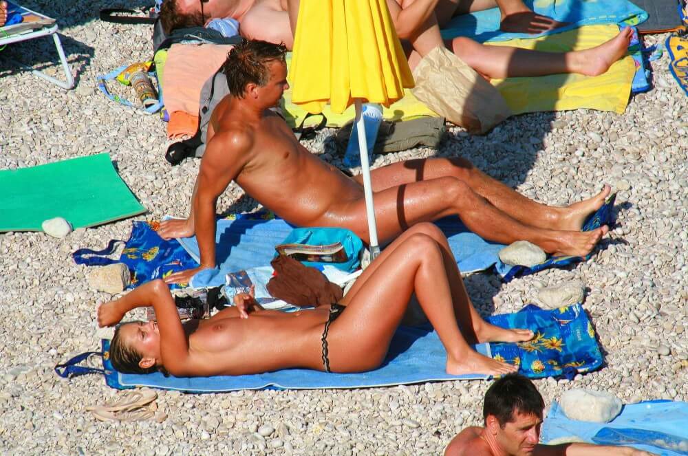 Ula FKK Bikini Couples Day pics - Nature provides inspiration and energy for the lives of naturists