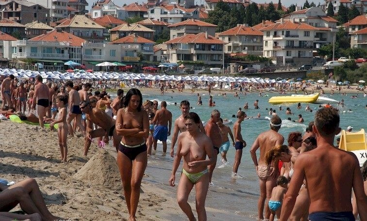 Enature - resort in solar Bulgaria - Nudists only allowed