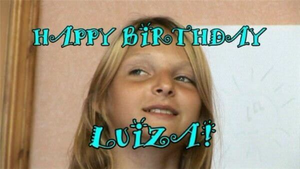 Enature - Happy Birthday Luiza - In nudism, people are equal to one another