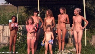 Coastral Paradise Full HD - What exactly is nudism?