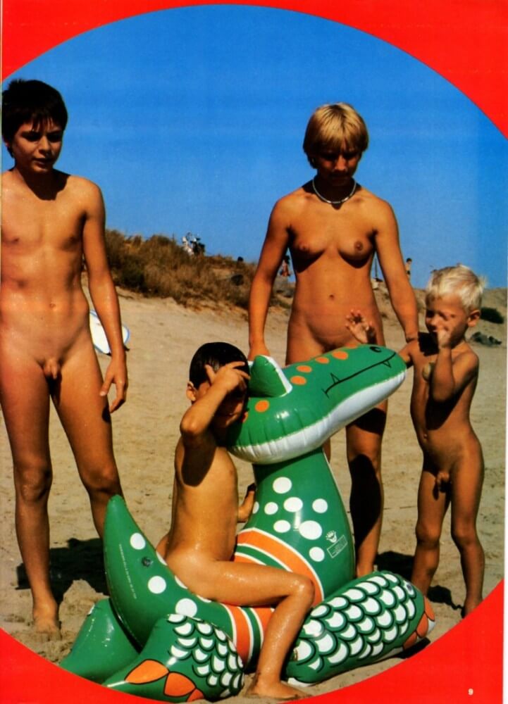 Jung und Frei Nr 15 - A nudist values trust and friendliness among people