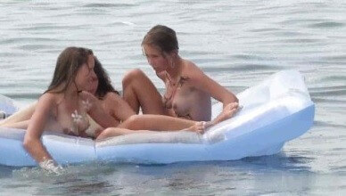 Body Art Nudist Beach 2 video Full HD - Home naturism in all its glory