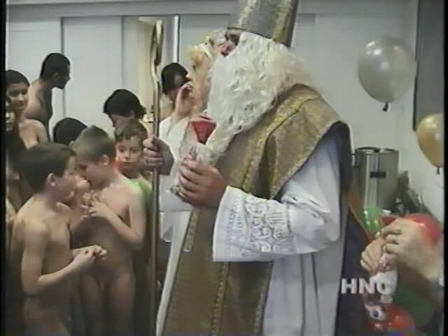 Helios Natura: Grandmas Christmas Party - This is the culture of nudism