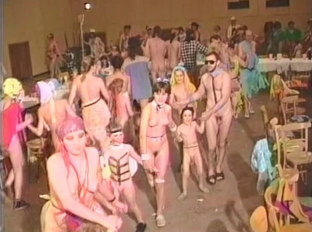 Helios Natura: Masquerade Carnival - Self-confidence helps naturists achieve their goals