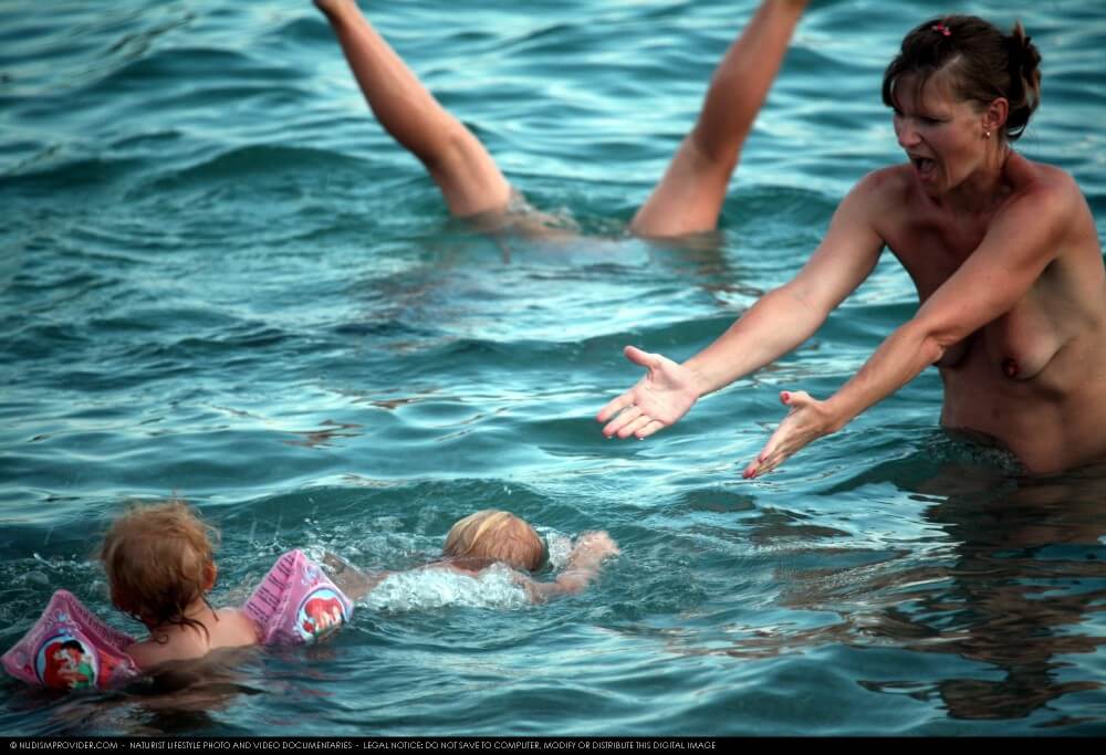 Water Locations Photo Set 6 - Nudism helps overcome prejudices and fears