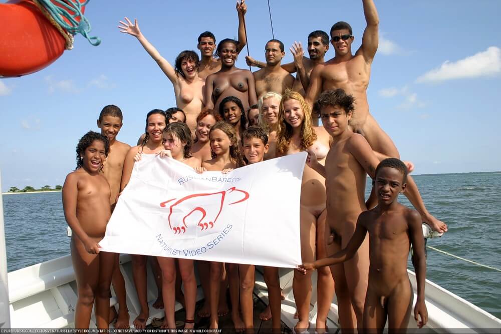 Naturism photo gallery # 59 - Nudist festivals are beautiful