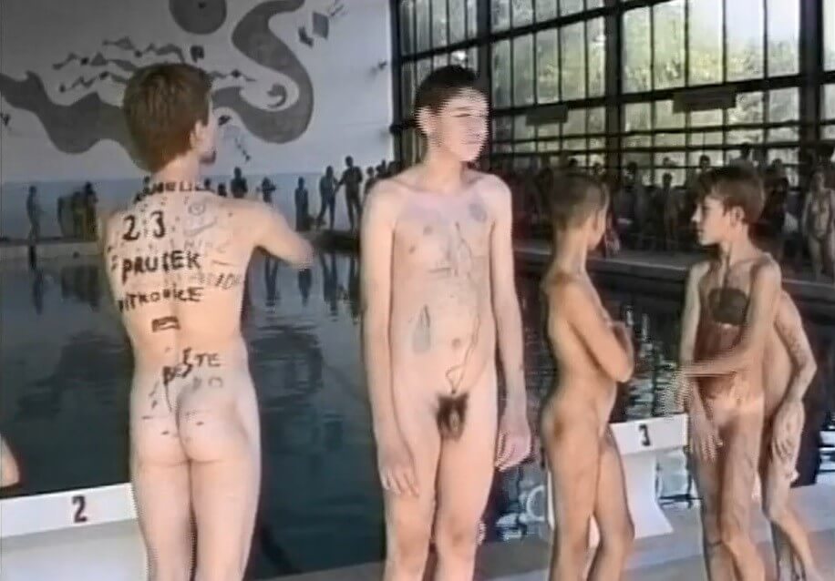 Helios Natura: The Colors of Naturism - Many beautiful people without clothes