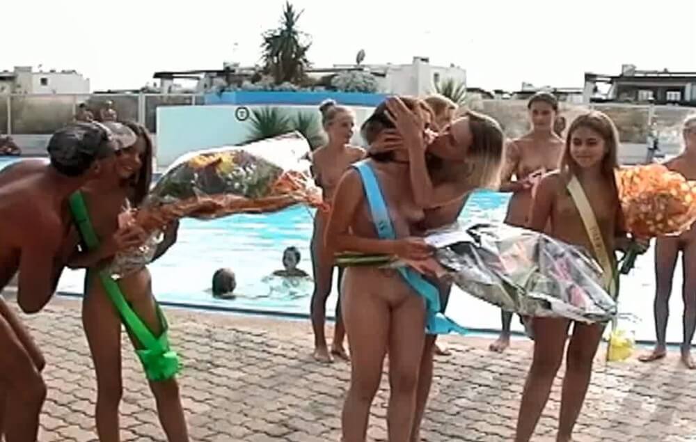 Nudist girls beauty contest video France - Sunat Natplus HD - Nudism teaches us to appreciate the present moment