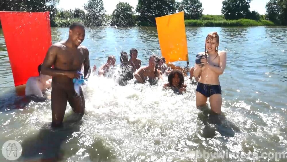 Abbywinters Beach games Full HD - Nudism reduces self-consciousness